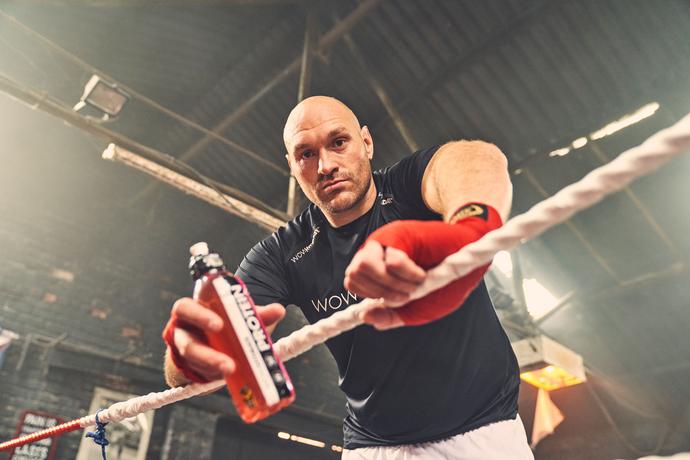 tyson fury drinking electrolyte drink, purchased from vitaminsuk. Vitaminsuk is supporting Tyson Fury and Wow Hydrate in upcoming fight against Anthony Joshua.