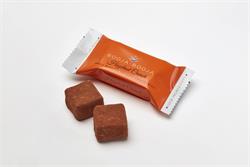 Chocolates crujientes de avellana - Paquete de dos trufas (pida 16 para el exterior minorista)