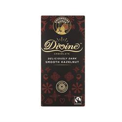 Barra de chocolate con avellanas suave y oscuro Divine 90 g (pedir por separado o 15 para el comercio exterior)