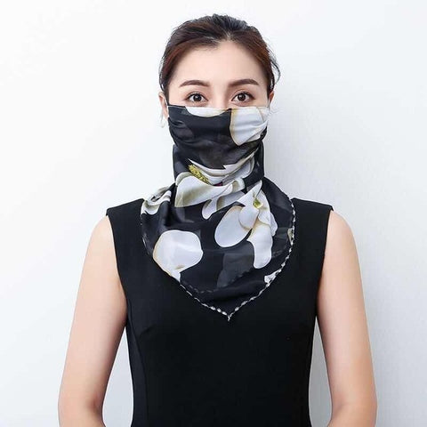 2020 Venta caliente máscara bucal Máscara facial ligera bufanda Máscara de protección solar Máscaras de conducción al aire libre Bufanda protectora de seda Pañuelo