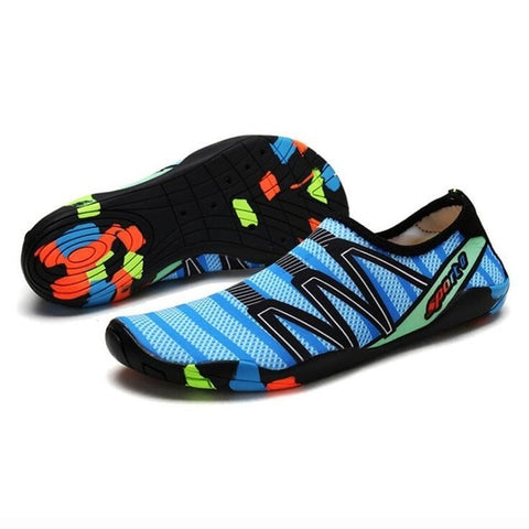 Zapatos acuáticos para hombre y mujer, zapatillas de deporte de secado rápido, calzado de natación Unisex, zapatos de playa transpirables para exteriores